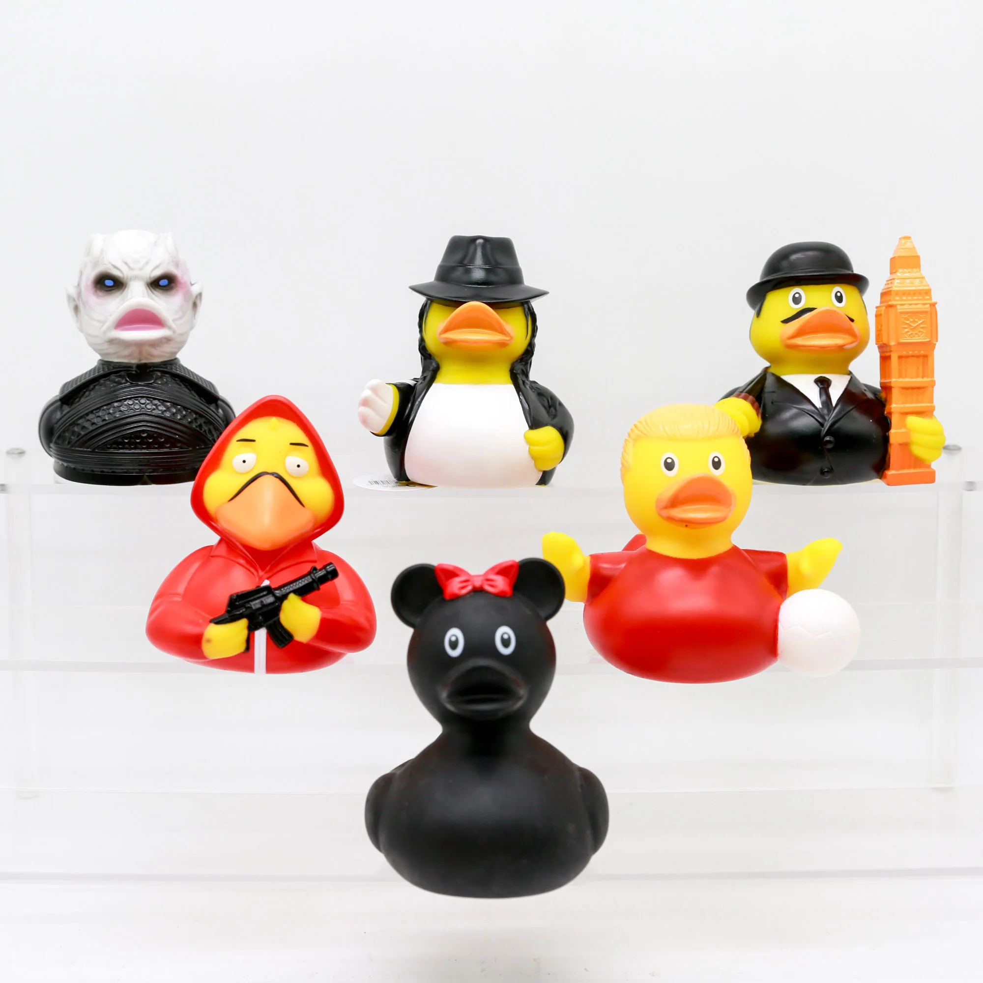 แอ็คชั่นฟิกเกอร์ของเล่นยางเป็ด - Vinyl Figure Blank บทวิจารณ์และราคา