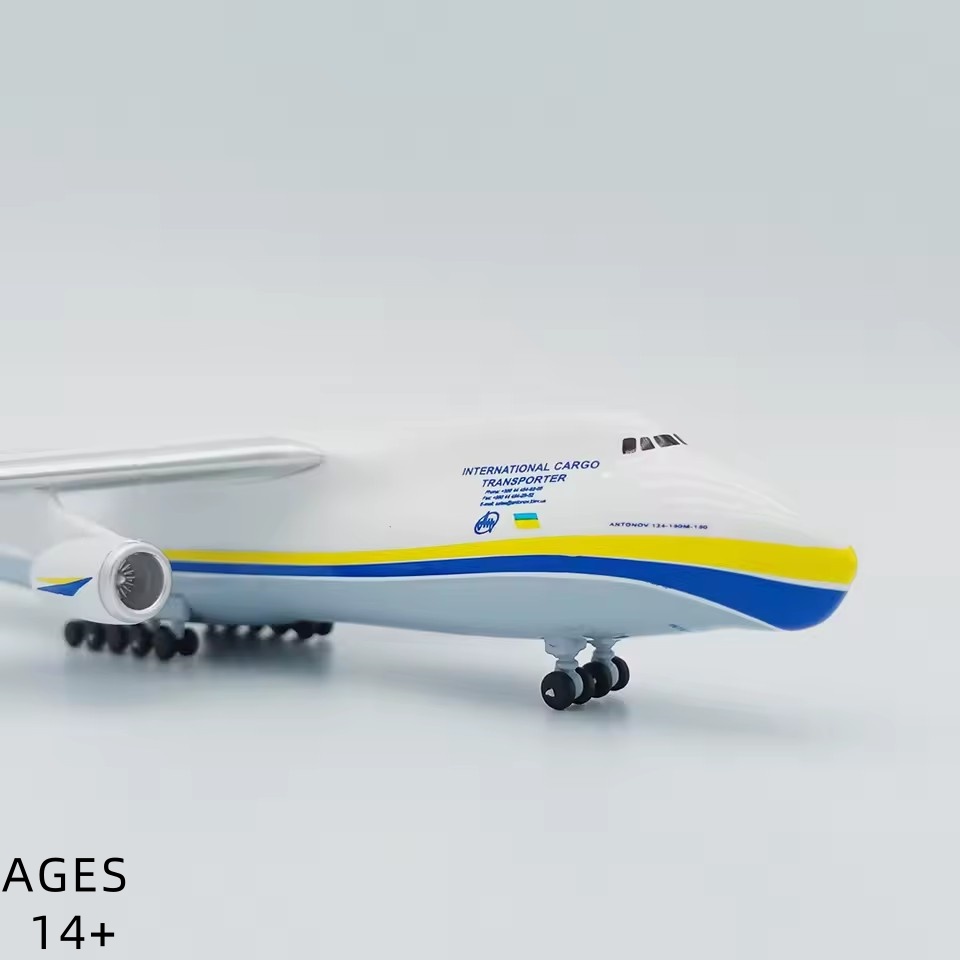 1:400 Scale Antonov An-124 เคร - Model Airplane Plastic บทวิจารณ์และราคา